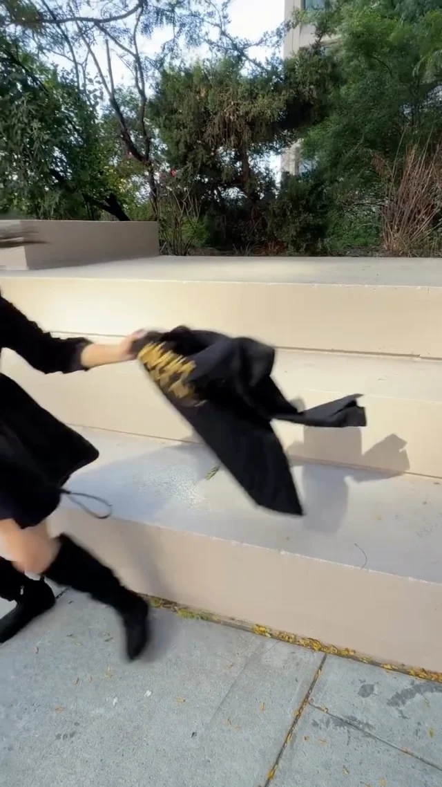 Silk press season is back!!!#nyc #silkpress #returnofthemack #markmorrison #trendingsong #blackgirlhair #winterhaircare #wallstreet #hairstyles #oldschoolmusic #hairtransformation #explore #foryou