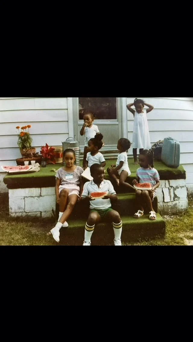 What are you thankful for? #homecoming #kentuckyraisedme #southerncharm #backtomyroots #bluegrassstate #beyoncenergy #feelingmyself #cowboycarter #beyhive #southern #family #sweetbuckinhoney #beyonc #explore #trendingaudio #thanksgiving #thankful#shaboozey